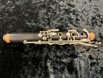 Photo Great Price on a Buffet Paris R13 Clarinet in A - Fresh Adjustment - Serial # 685708